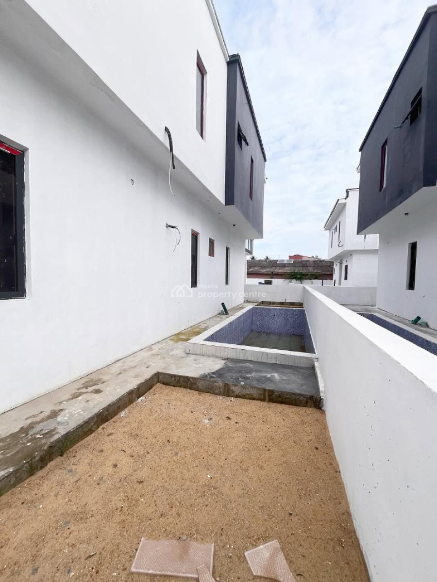 Four Bedroom Semi Detached Duplex with Swimming Pool and Bq, Ologolo, Lekki, Lagos, Semi-detached Duplex for Sale
