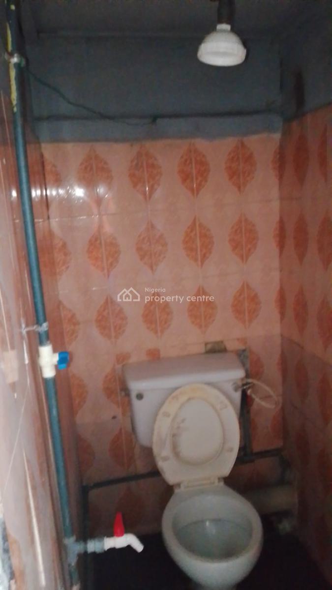 Vacant Room & Parlour Under a T8 Duplex with 1 Toilet & 1 Bath, 3rd Avenue, Festac, Amuwo Odofin, Lagos, Mini Flat (room and Parlour) for Rent