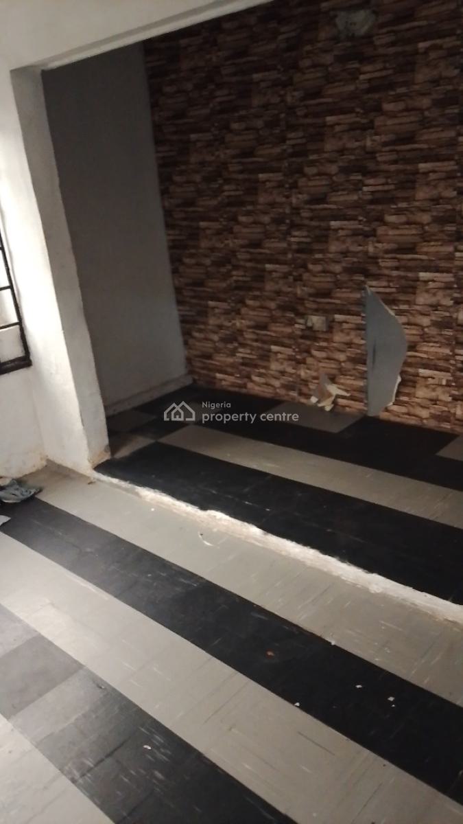 Vacant Room & Parlour Under a T8 Duplex with 1 Toilet & 1 Bath, 3rd Avenue, Festac, Amuwo Odofin, Lagos, Mini Flat (room and Parlour) for Rent