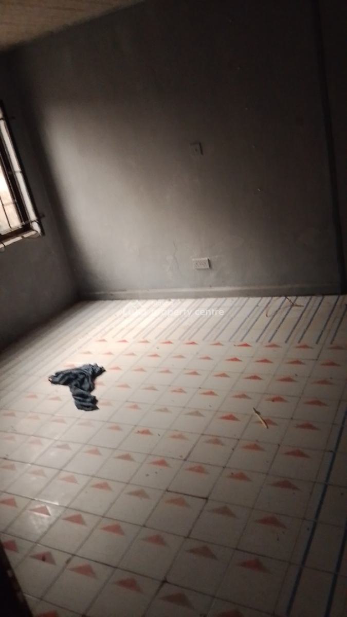Vacant Room & Parlour Under a T8 Duplex with 1 Toilet & 1 Bath, 3rd Avenue, Festac, Amuwo Odofin, Lagos, Mini Flat (room and Parlour) for Rent