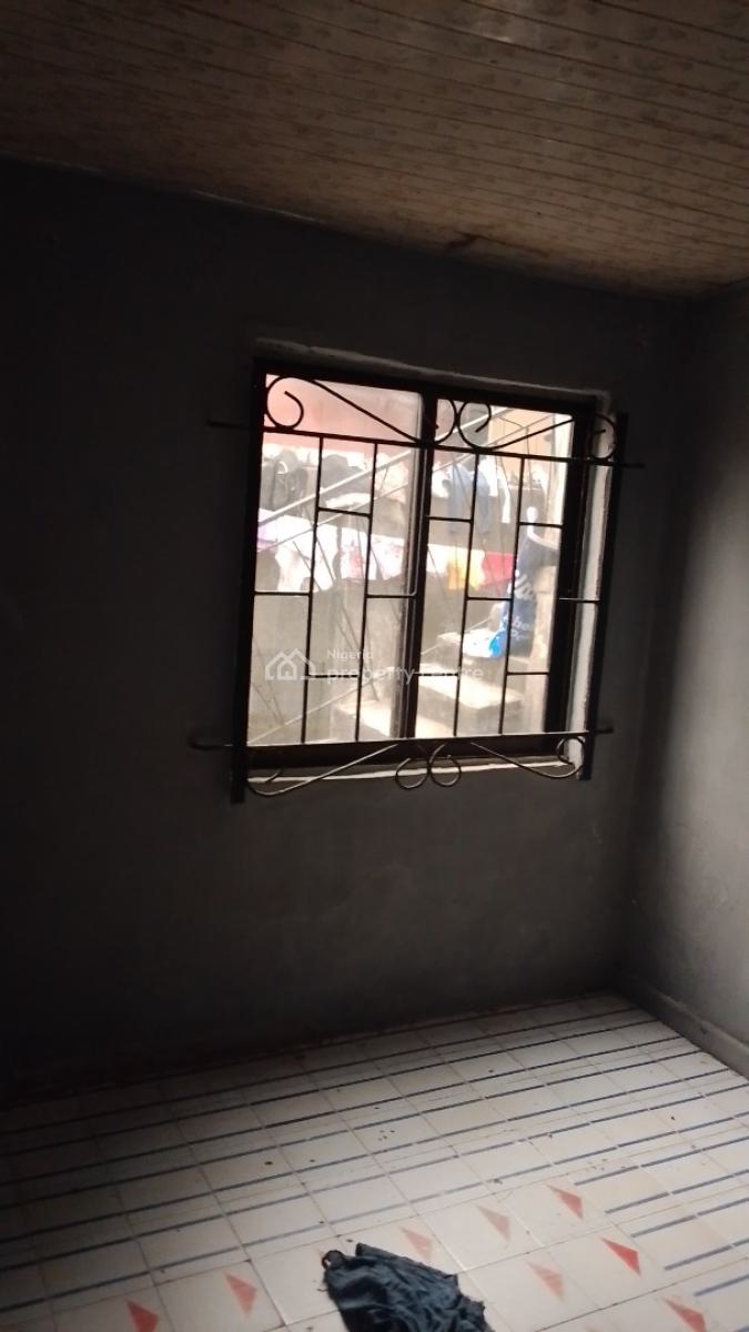 Vacant Room & Parlour Under a T8 Duplex with 1 Toilet & 1 Bath, 3rd Avenue, Festac, Amuwo Odofin, Lagos, Mini Flat (room and Parlour) for Rent