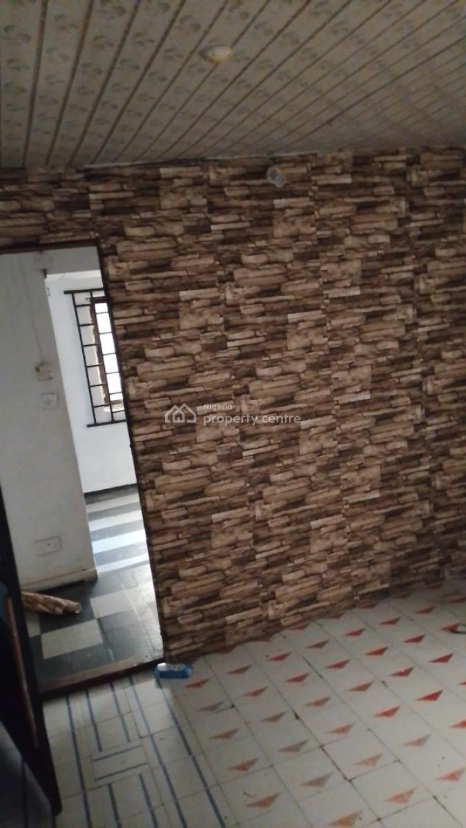 Vacant Room & Parlour Under a T8 Duplex with 1 Toilet & 1 Bath, 3rd Avenue, Festac, Amuwo Odofin, Lagos, Mini Flat (room and Parlour) for Rent