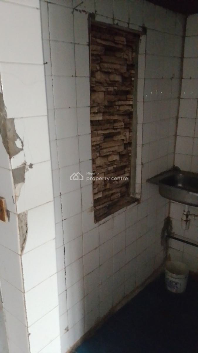 Vacant Room & Parlour Under a T8 Duplex with 1 Toilet & 1 Bath, 3rd Avenue, Festac, Amuwo Odofin, Lagos, Mini Flat (room and Parlour) for Rent