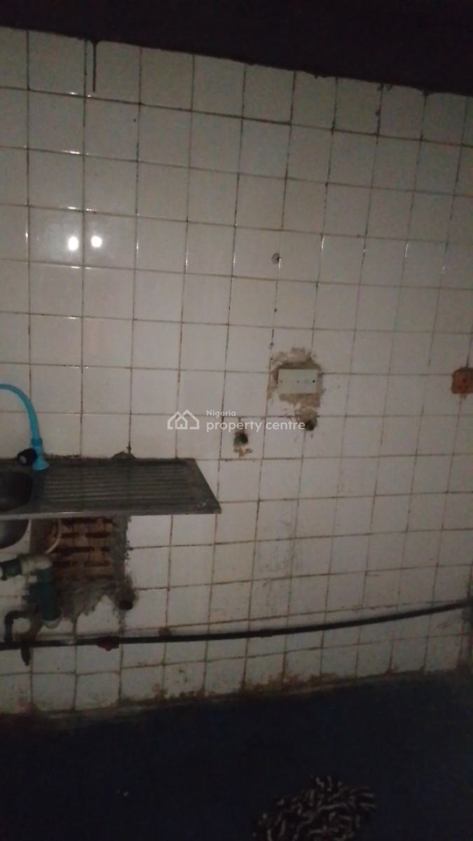 Vacant Room & Parlour Under a T8 Duplex with 1 Toilet & 1 Bath, 3rd Avenue, Festac, Amuwo Odofin, Lagos, Mini Flat (room and Parlour) for Rent