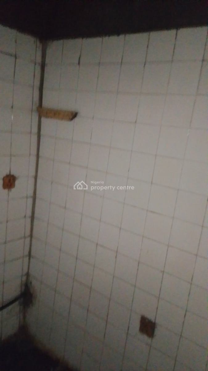 Vacant Room & Parlour Under a T8 Duplex with 1 Toilet & 1 Bath, 3rd Avenue, Festac, Amuwo Odofin, Lagos, Mini Flat (room and Parlour) for Rent