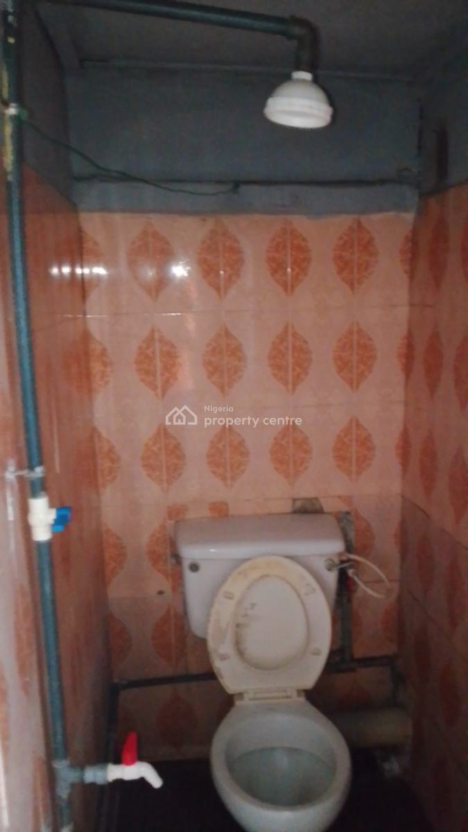 Vacant Room & Parlour Under a T8 Duplex with 1 Toilet & 1 Bath, 3rd Avenue, Festac, Amuwo Odofin, Lagos, Mini Flat (room and Parlour) for Rent