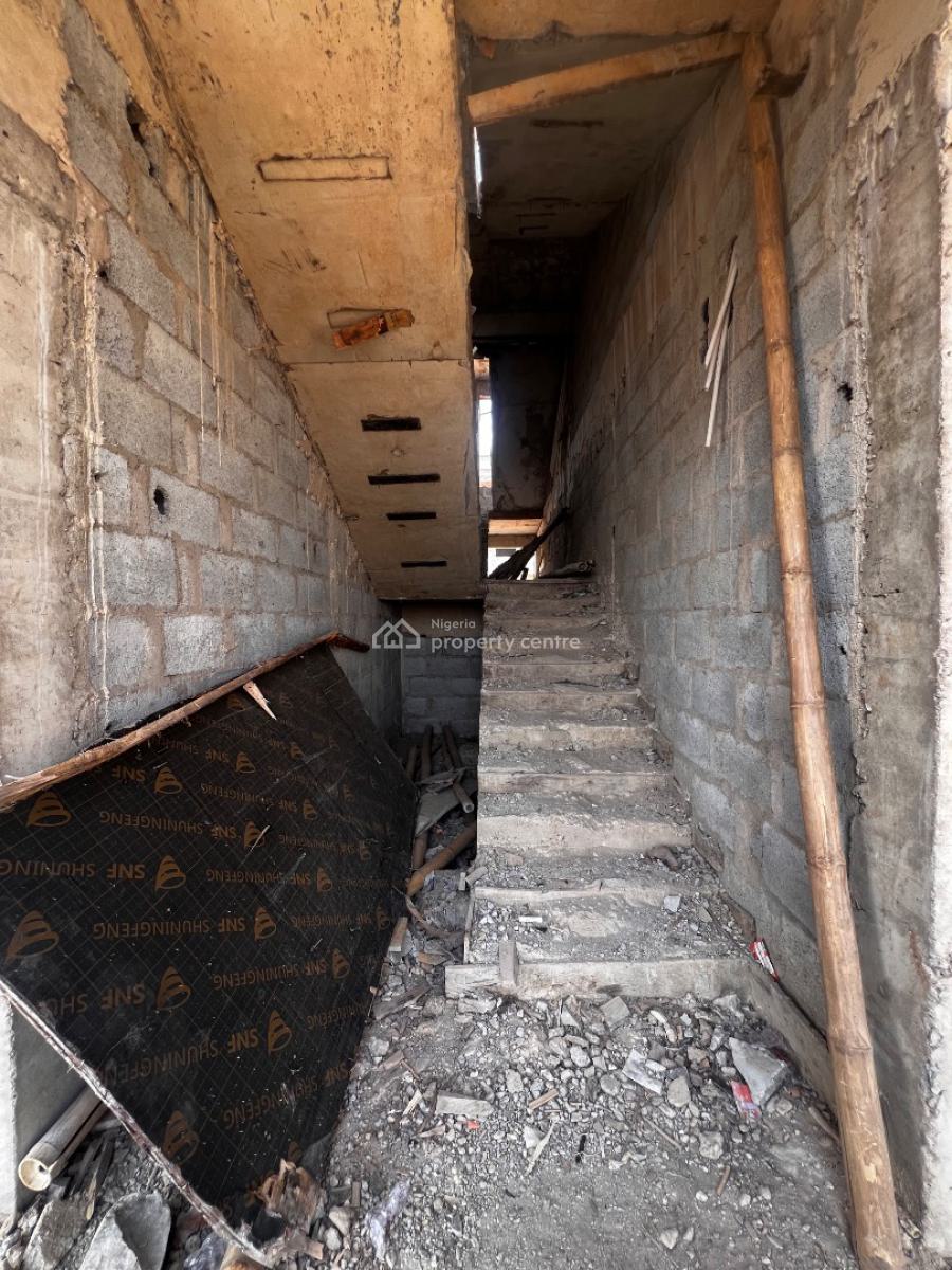 2 Bedroom Apartment with Bq, Durumi, Abuja, Flat / Apartment for Sale