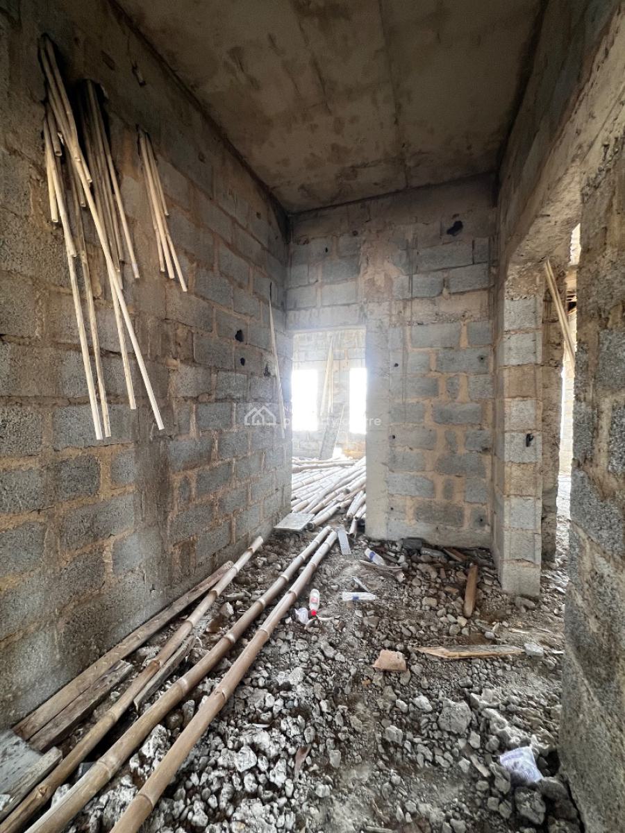 2 Bedroom Apartment with Bq, Durumi, Abuja, Flat / Apartment for Sale