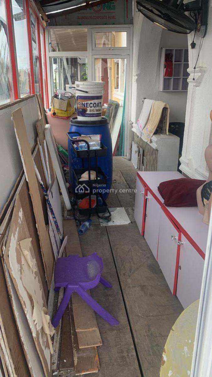 Shop Upstairs, Chevron Drive, Lekki, Lagos, Plaza / Complex / Mall for Rent