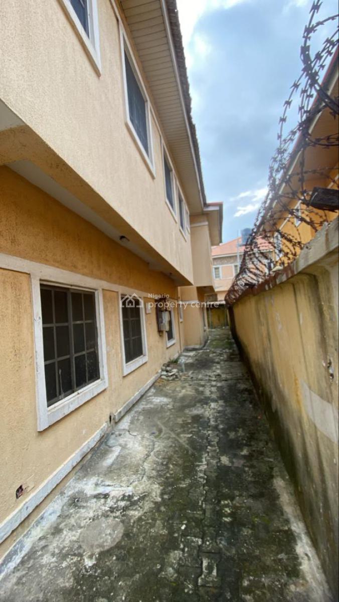 Luxury 4 Bedrooms + 2 Rooms Bq Detached Duplex, Admiralty Homes Estate, Off Alpha Beach Road, New Road Bus-stop, Igbo Efon, Lekki, Lagos, Detached Duplex for Sale
