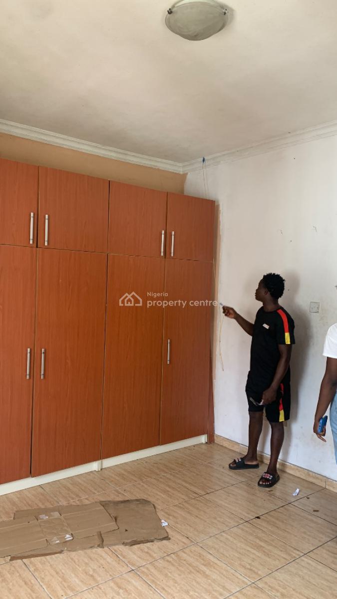 a Spacious Semi Master Room in Shared Apartment, Oba Elegushi Housing Estate, Mobil Road, Ilaje, Ajah, Lagos, Self Contain (single Rooms) for Rent