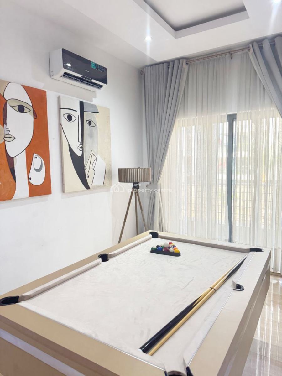 3 Bedroom Apartment, Lekki Phase 1, Lekki, Lagos, Flat / Apartment Short Let