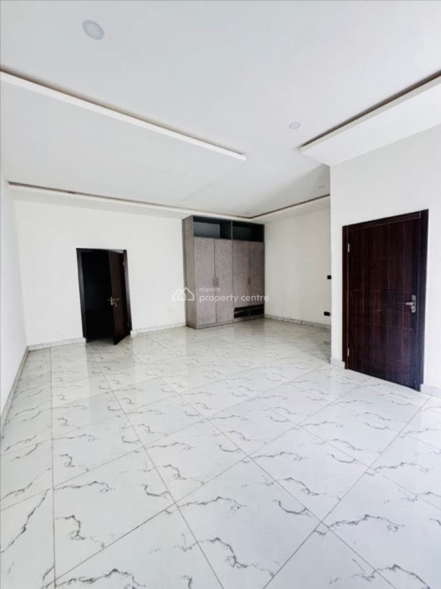 New 4 Bedroom Terrace House with Bq, Generator, Off Mobil Road, Ilaje, Ajah, Lagos, Terraced Duplex for Rent