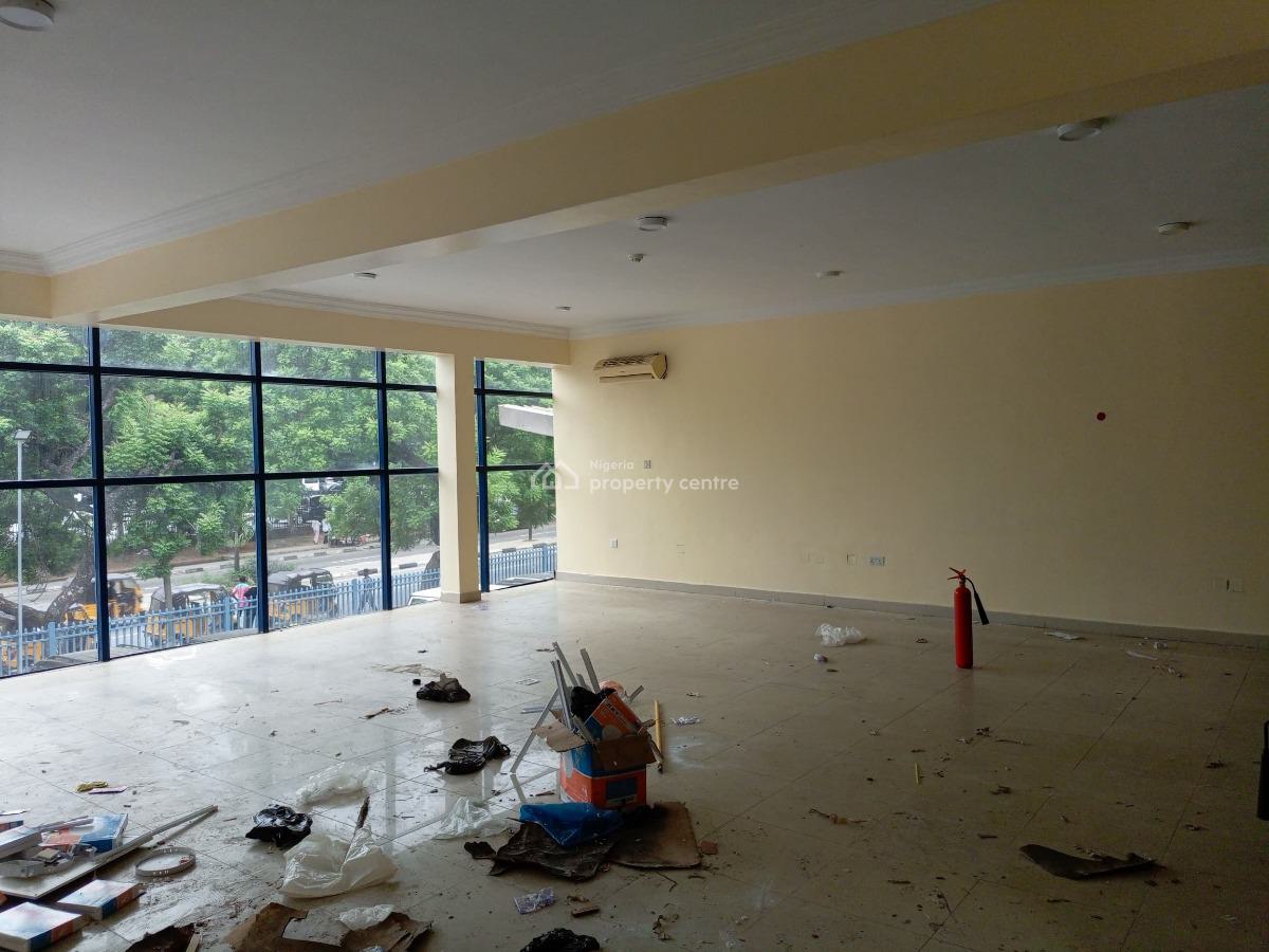 Fully Service 320 Sqm Open Plan Office Space, Bank Anthony Way, Ikeja, Lagos, Office Space for Rent