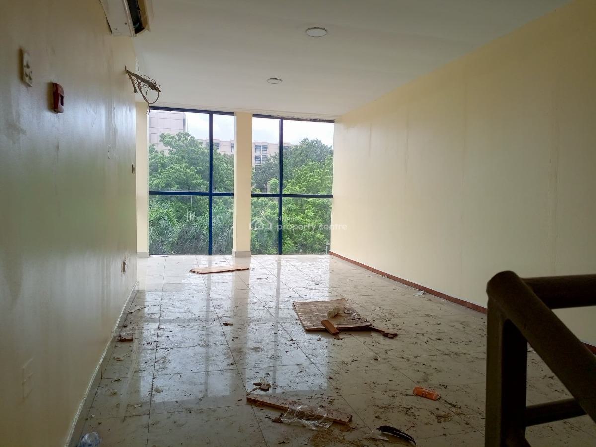 Fully Service 320 Sqm Open Plan Office Space, Bank Anthony Way, Ikeja, Lagos, Office Space for Rent