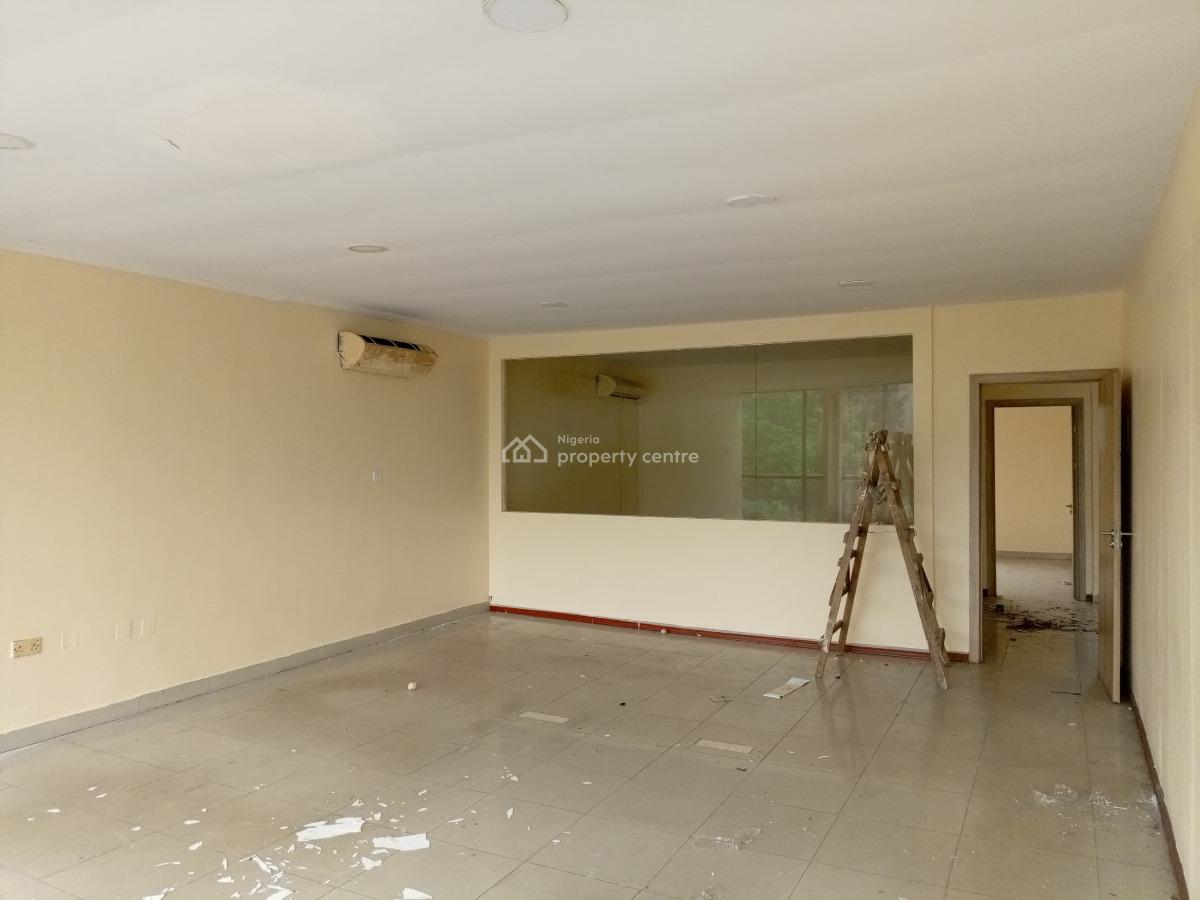 Fully Service 320 Sqm Open Plan Office Space, Bank Anthony Way, Ikeja, Lagos, Office Space for Rent