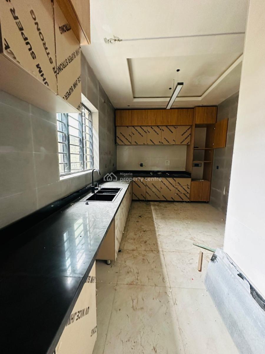 Exquisitely Built 4 Bedroom Semi Detached Duplex, Gra Phase 2, Magodo, Lagos, Semi-detached Duplex for Sale