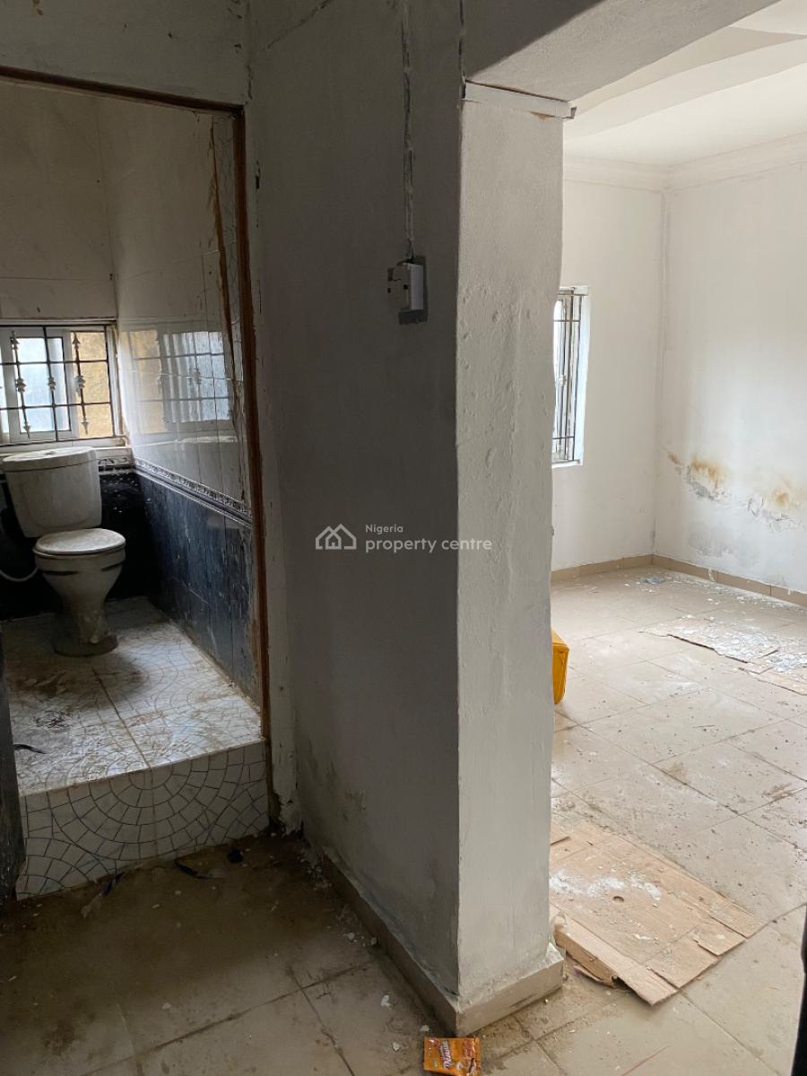 Renovated Mini Flat, Ori-oke, Ogudu, Lagos, Flat / Apartment for Rent