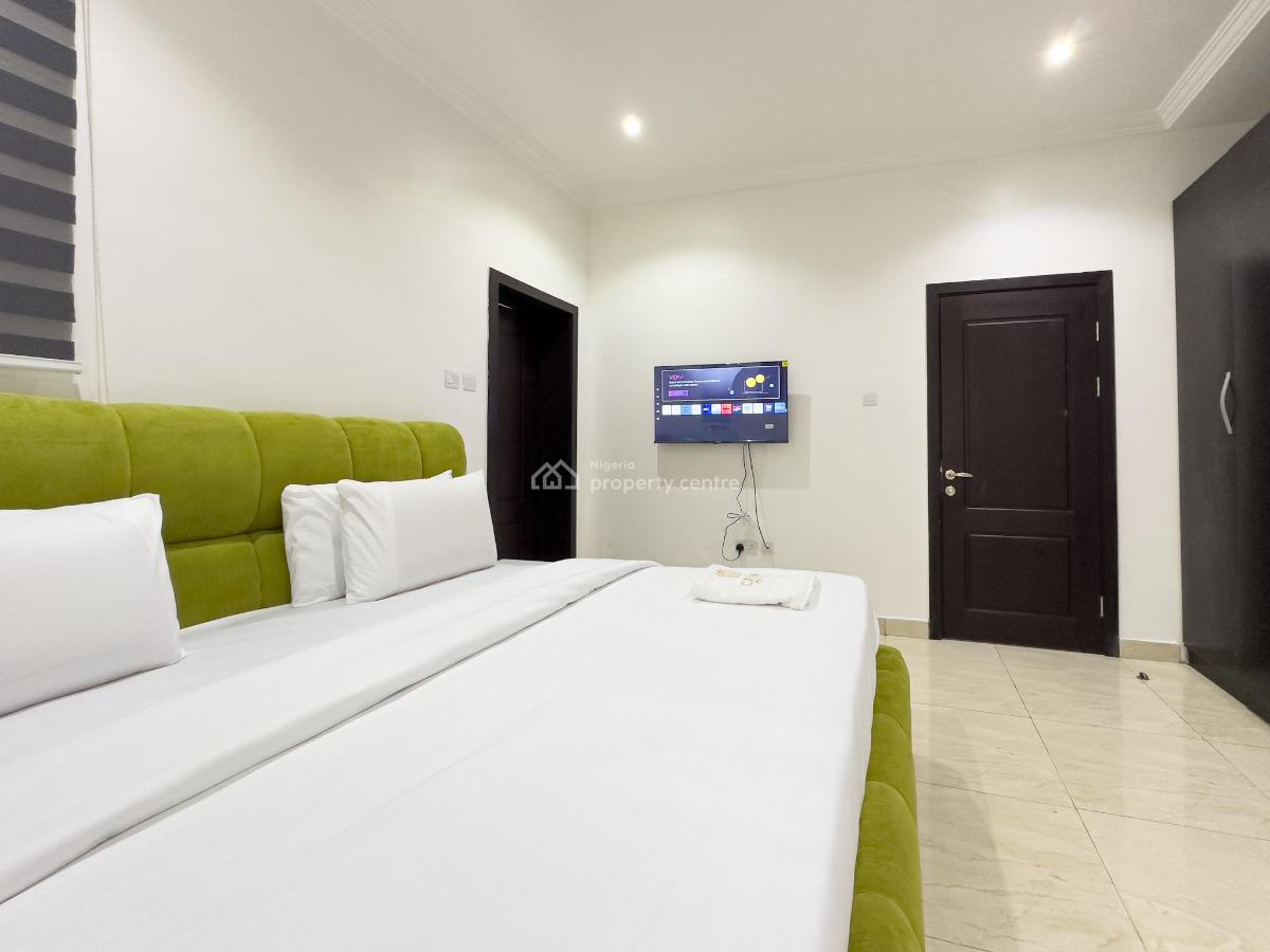 Luxuriously Furnished 3-bedroom Apartments, Lekki Phase 1, Lekki, Lagos, Flat / Apartment for Rent