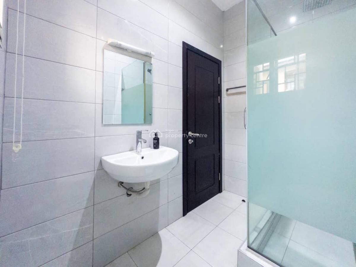 Luxuriously Furnished 3-bedroom Apartments, Lekki Phase 1, Lekki, Lagos, Flat / Apartment for Rent