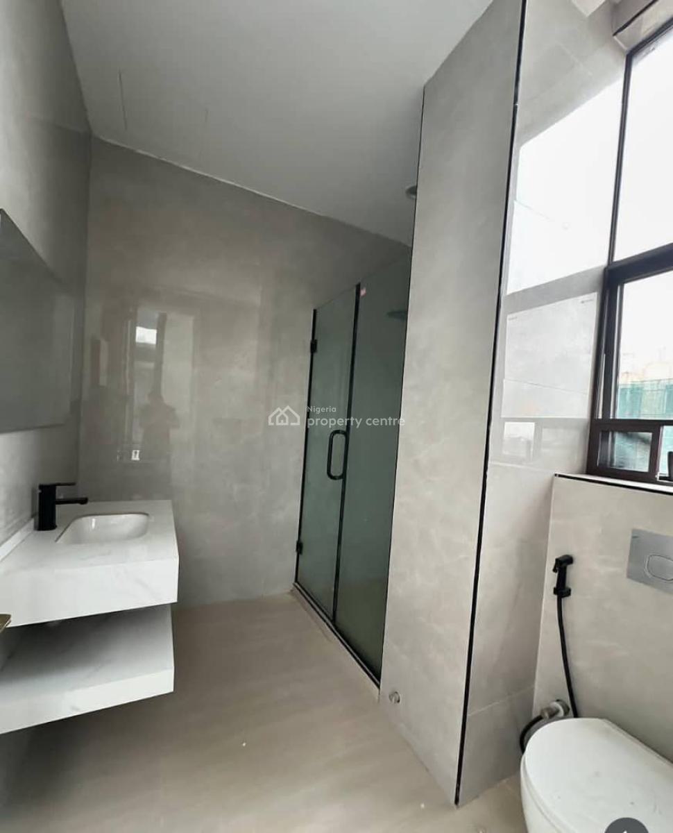 3 Bedroom Apartments with Bq, Lekki Phase 1, Lekki, Lagos, Flat / Apartment for Rent