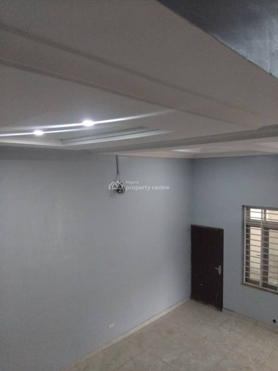 Excellent Spacious 2 Bedroom Apartment, Guzape District, Abuja, Flat / Apartment for Rent