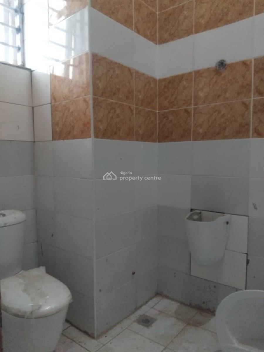 Excellent Spacious 2 Bedroom Apartment, Guzape District, Abuja, Flat / Apartment for Rent