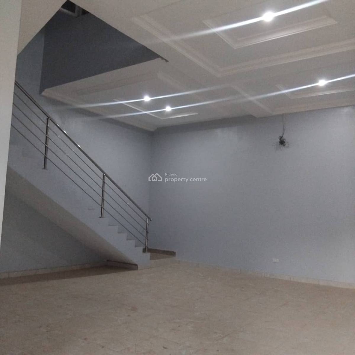 Excellent Spacious 2 Bedroom Apartment, Guzape District, Abuja, Flat / Apartment for Rent