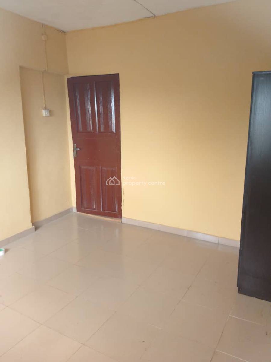 Lovely 3bedroom Flat Upstairs at Okeira Ogba, Oke Ira Ogba, Ogba, Ikeja, Lagos, Flat / Apartment for Rent