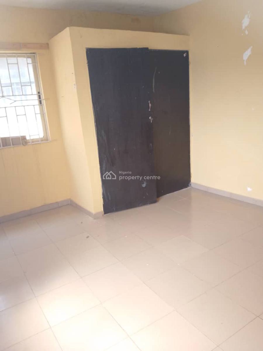 Lovely 3bedroom Flat Upstairs at Okeira Ogba, Oke Ira Ogba, Ogba, Ikeja, Lagos, Flat / Apartment for Rent