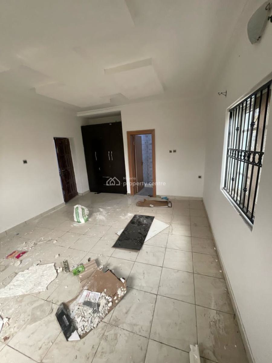 Renovated 3bedroom Apartment, Sangotedo, Ajah, Lagos, Flat / Apartment for Rent