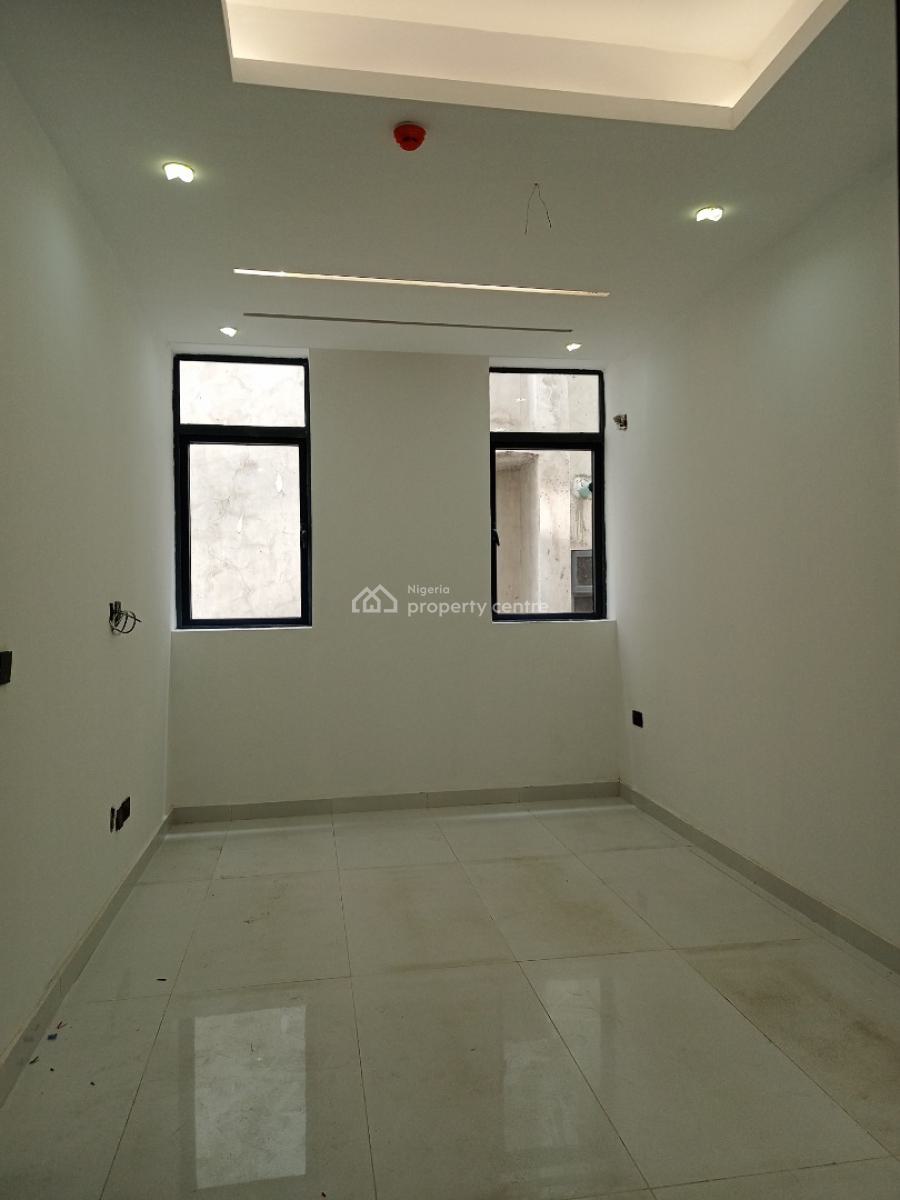 Luxury Built 2 Bedroom Apartment, Off Freedom Way, Lekki Phase 1, Lekki, Lagos, Flat / Apartment for Sale