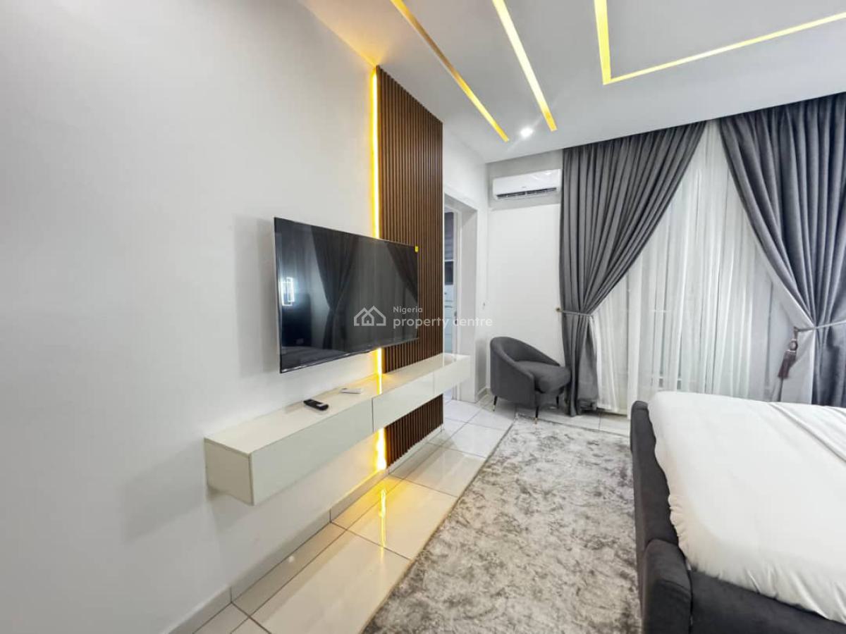 Cozy Luxurious 2 Bedrooms Apartment, Ikate, Lekki, Lagos, Flat / Apartment Short Let