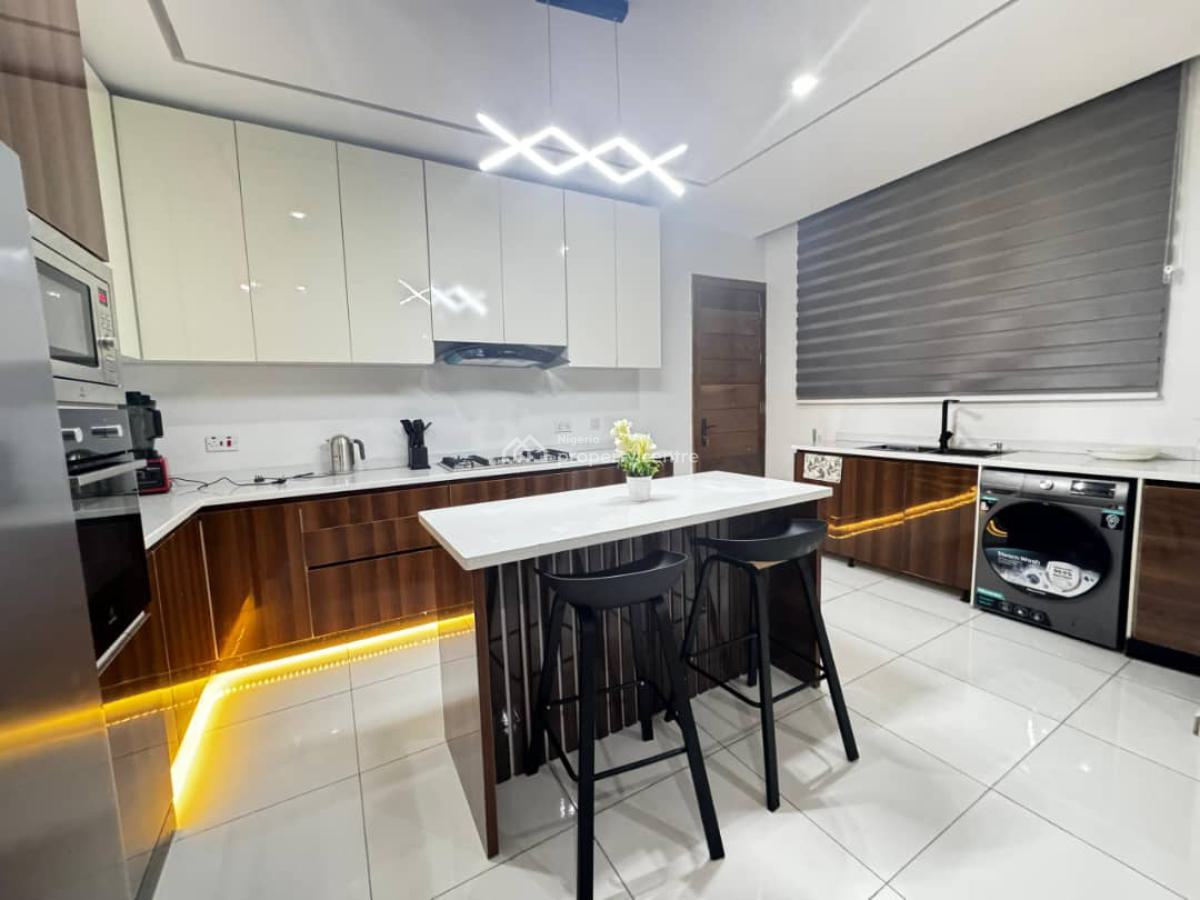 Cozy Luxurious 2 Bedrooms Apartment, Ikate, Lekki, Lagos, Flat / Apartment Short Let