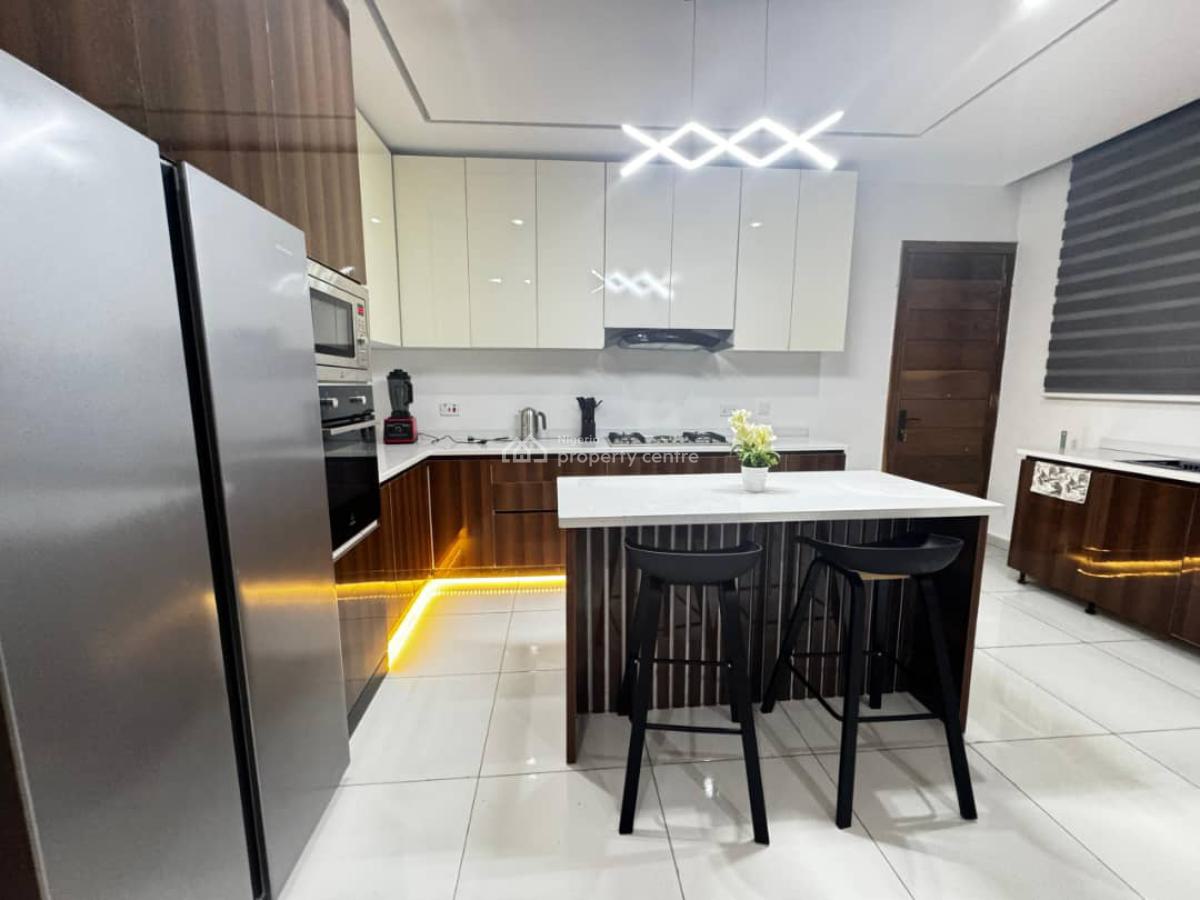 Cozy Luxurious 2 Bedrooms Apartment, Ikate, Lekki, Lagos, Flat / Apartment Short Let