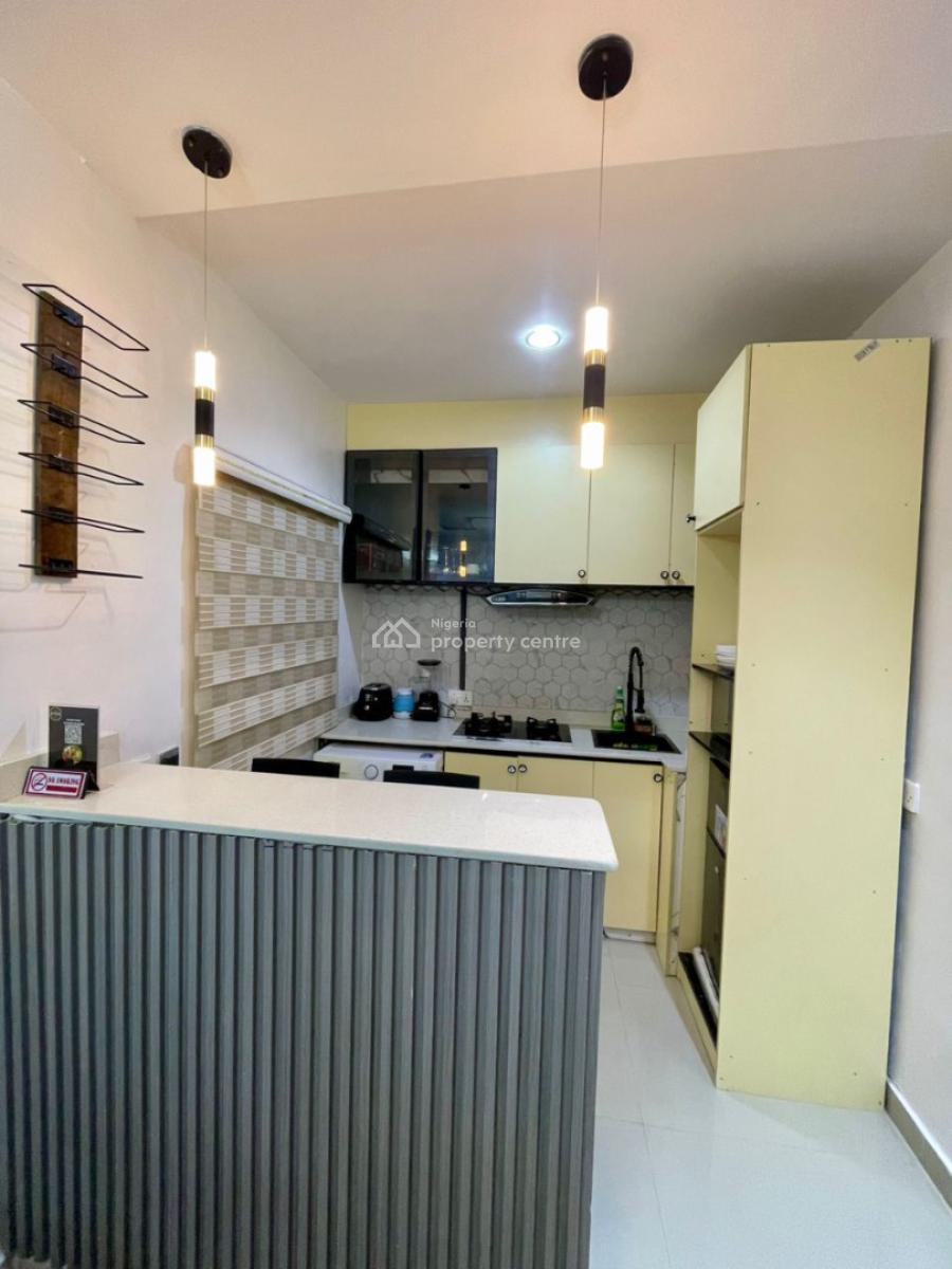 Cozy Luxurious 2 Bedrooms Apartment, Ikate, Lekki, Lagos, Flat / Apartment Short Let