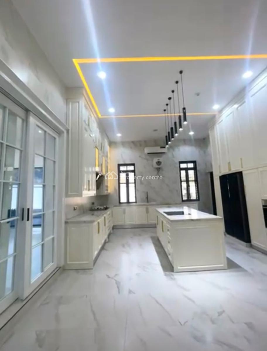 a Standard Automated 7 Bedroom Mansion, Guzape District, Abuja, House for Sale