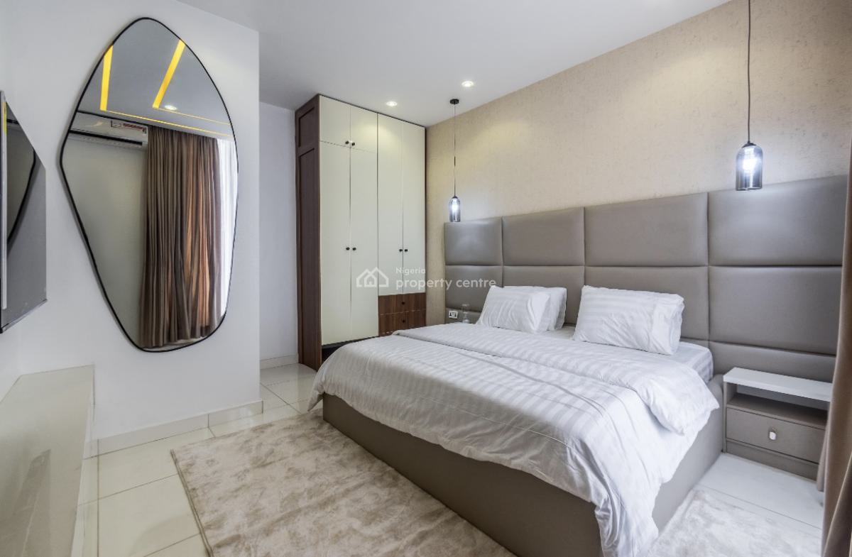 Chic 2 Bedrooms with Pool & Gym, Gbangbala Road, Ikate, Lekki, Lagos, Flat / Apartment Short Let