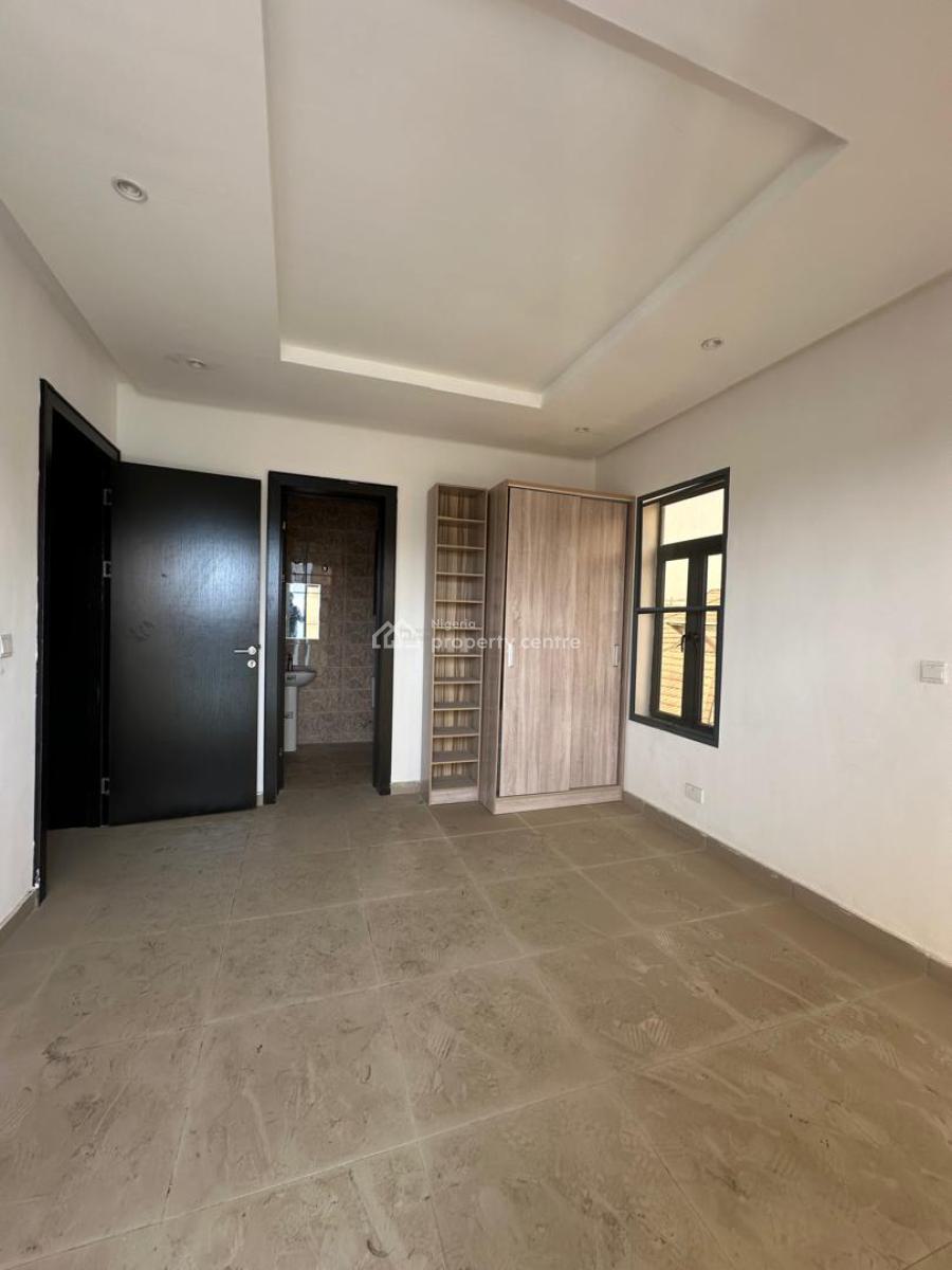 Step Into Elegance with This 4-bedroom Terraced Duplex + Bq, Chevron, Lekki, Lagos, Terraced Duplex for Sale