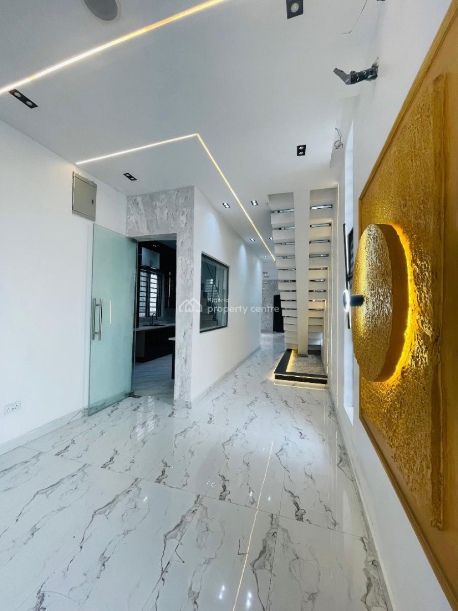 ️ Tastefully 5 Bedroom Detached Home with Swimming Pool and Bq, Chevron, Lekki, Lagos, Detached Duplex for Sale