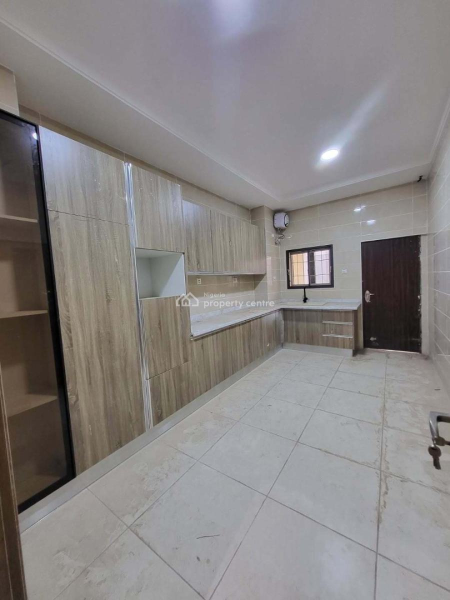 a Brand New 5 Bedroom Terraced Duplex with 1 Room Bq, Durumi, Abuja, Terraced Duplex for Sale