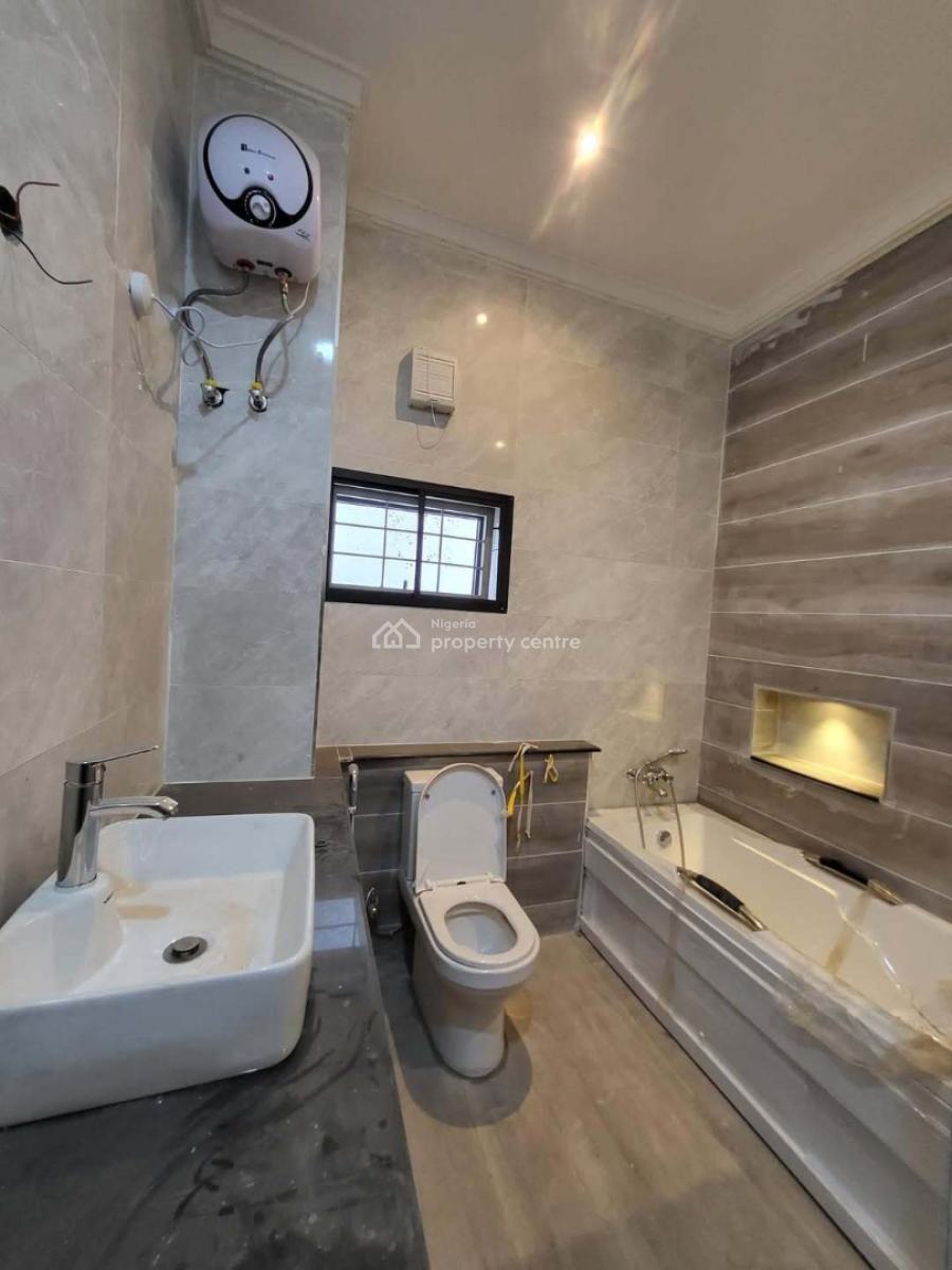 a Brand New 5 Bedroom Terraced Duplex with 1 Room Bq, Durumi, Abuja, Terraced Duplex for Sale