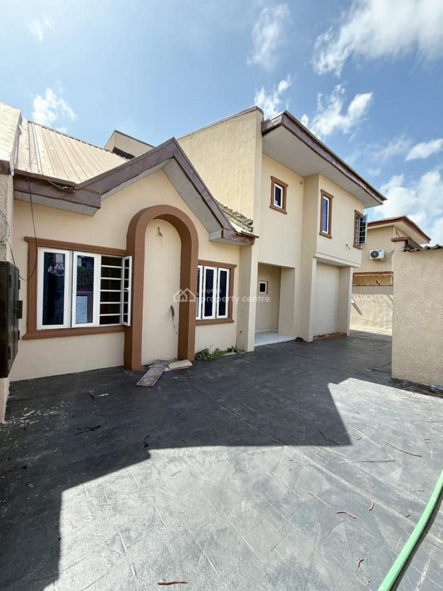 5 Bedroom Duplex  + 3 Bedroom Bq, Femi Okunnu, Lekki, Lagos, Detached Duplex for Rent