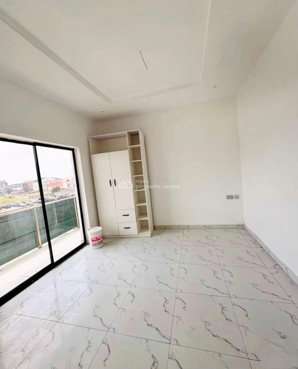 1 Bedroom Apartment with Pool Gym and Elevator, Ikate, Lekki, Lagos, Flat / Apartment for Rent