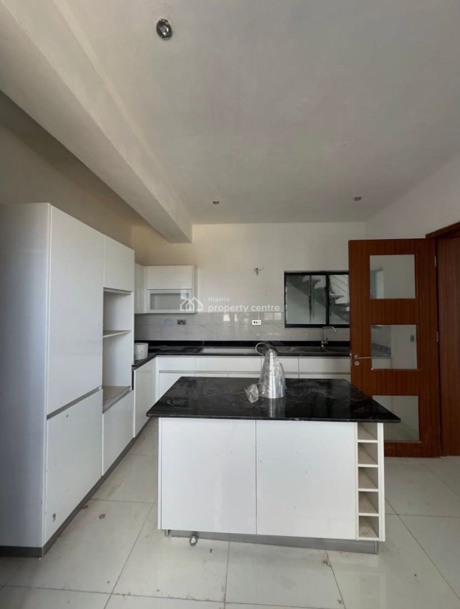 Luxury 3 Bedroom Maisonette, Lekki Phase 1, Lekki, Lagos, Flat / Apartment for Rent