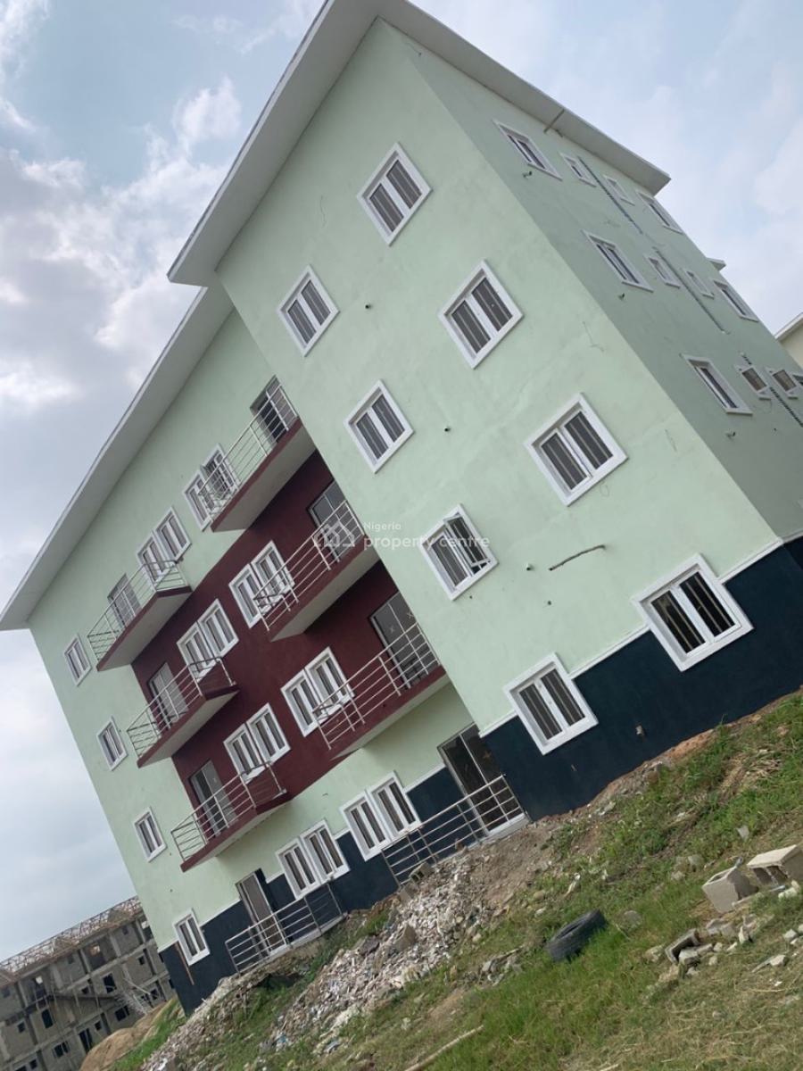 Stunning Spacious 3 Bedroom Apartment, Fashola Estate, Ibeshe, Ikorodu, Lagos, Flat / Apartment for Sale