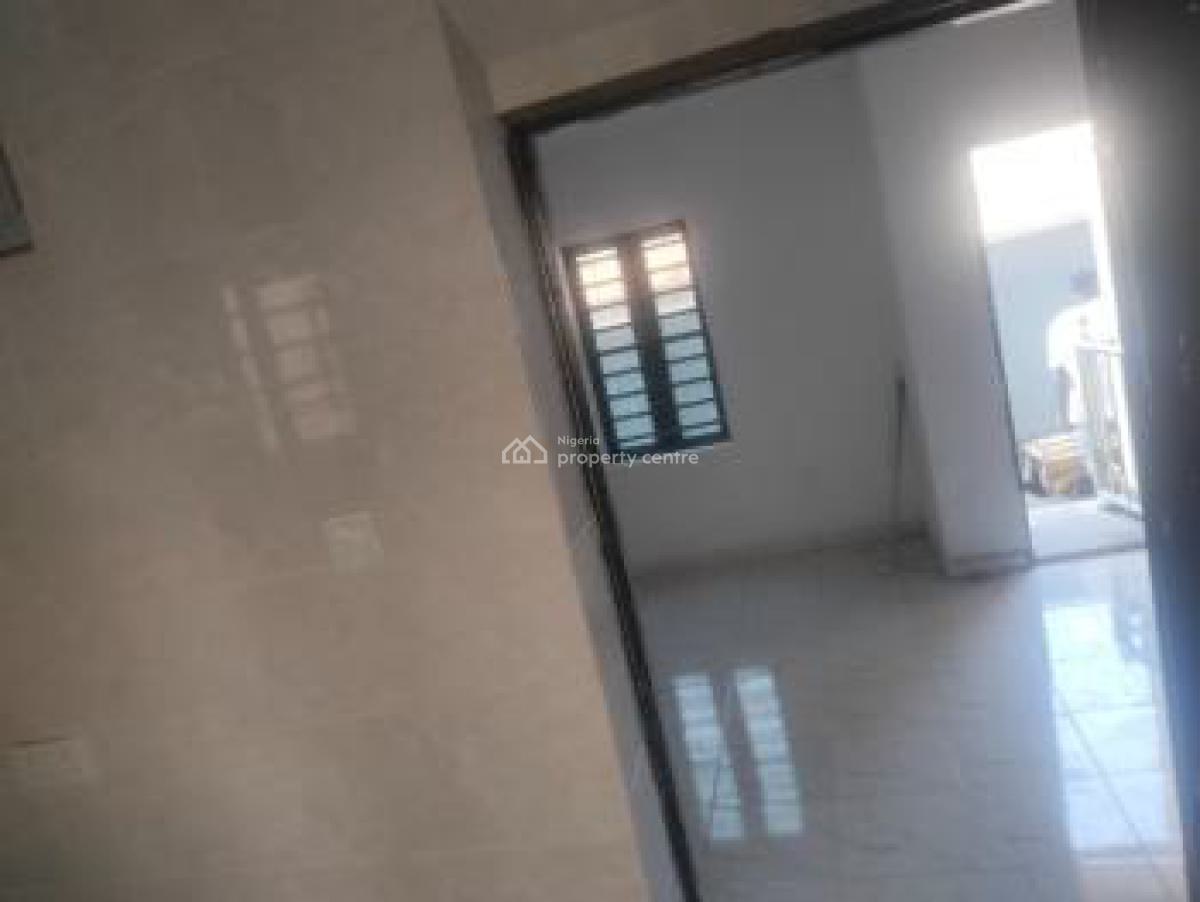 Relatively New, Sharp and Affordable 2ed Flat in a Calm Environment, Ketu Accessible to The Bustop, Ketu, Lagos, Flat / Apartment for Rent