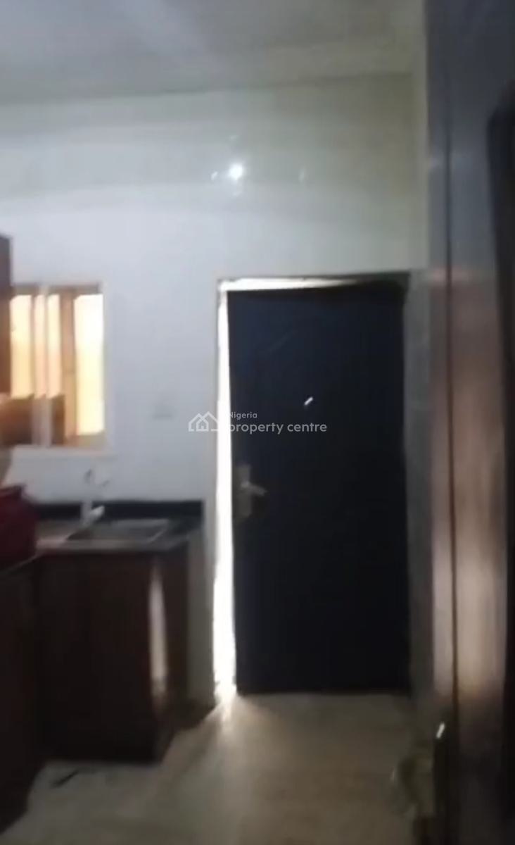 3 Bedrooms Apartment, Akoka, Yaba, Lagos, Flat / Apartment for Rent