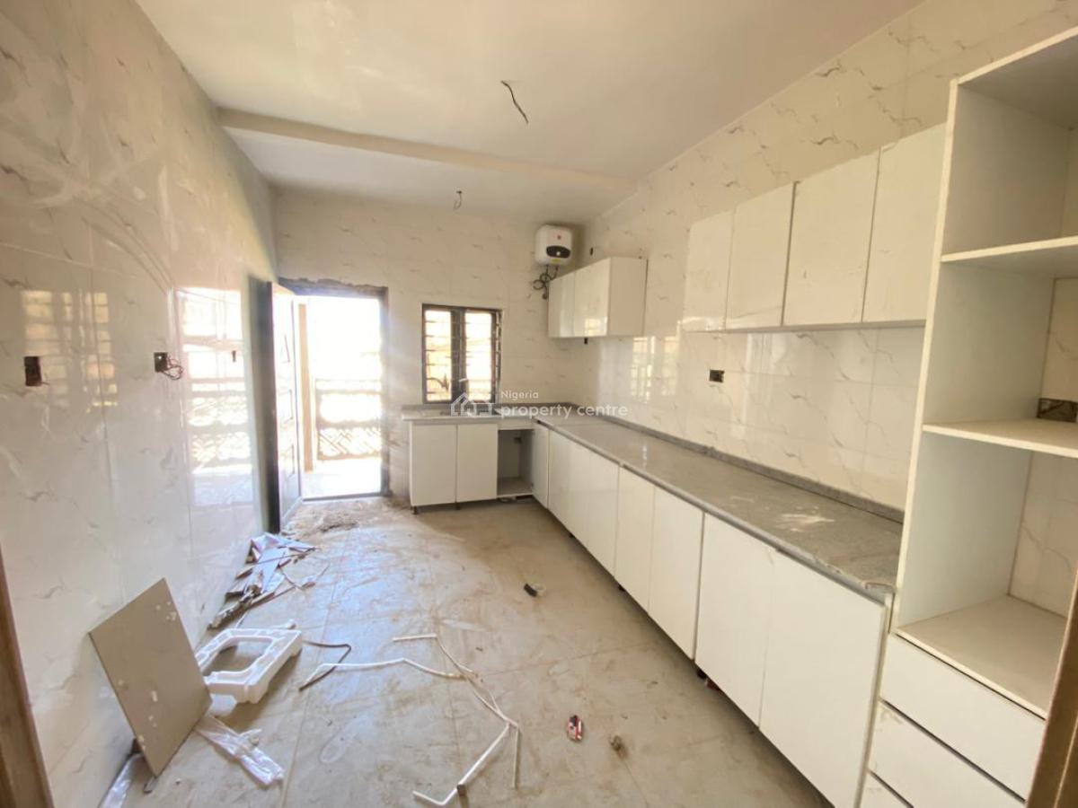 Tastefully Built Bedroom Flat with Bq on a Tarred Access Road, Katampe, Abuja, Flat / Apartment for Rent