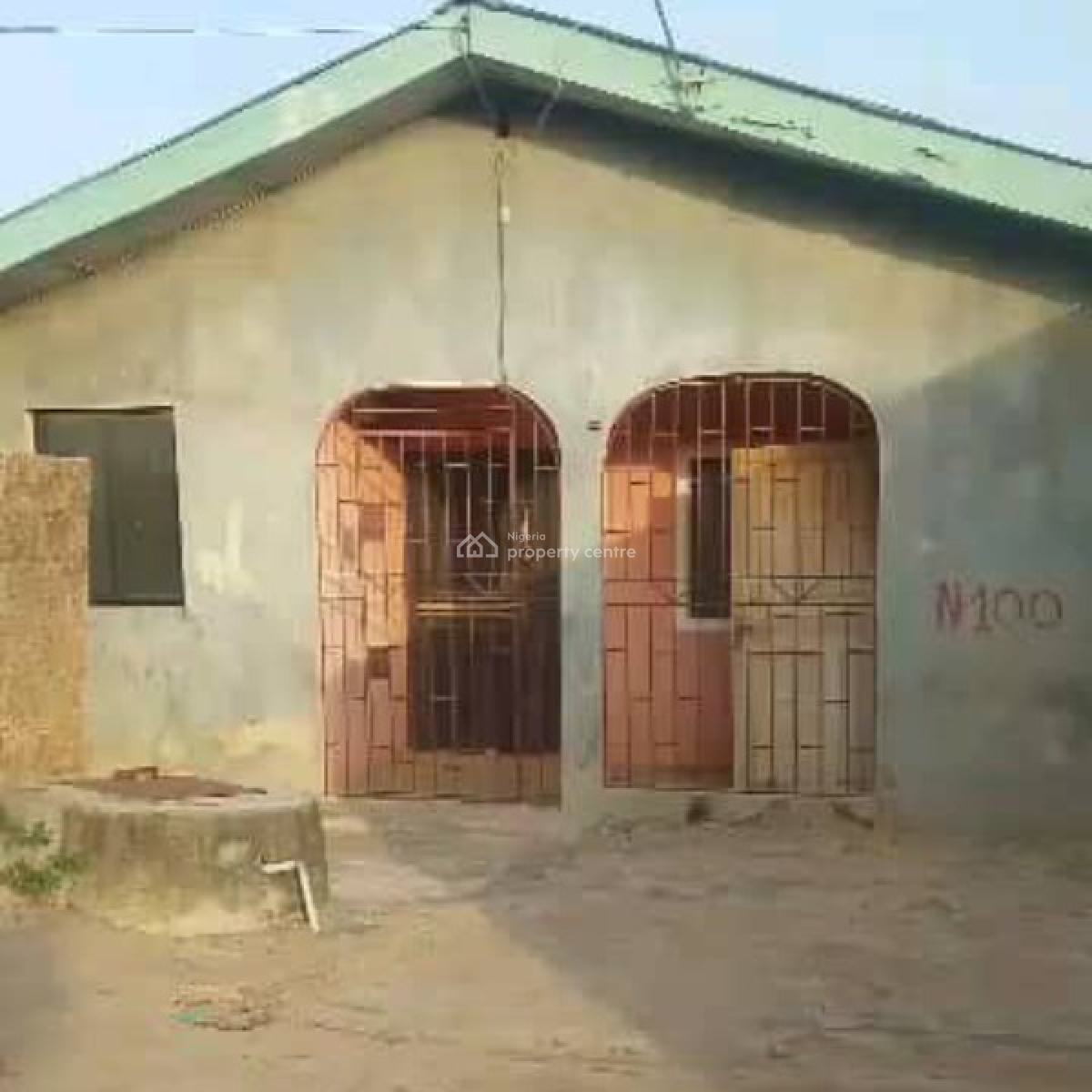 3 Bedroom with 2 No of Uncompleted Mini Flat, Osere/matogun, Oke-aro, Ogun, Detached Bungalow for Sale